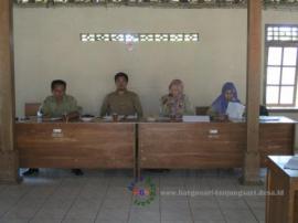 Rapat koordinasi dengan UPT Pukesmas Tanjungsari