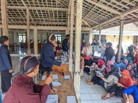 Bantuan Beras CPP untuk warga Kalurahan Hargosari